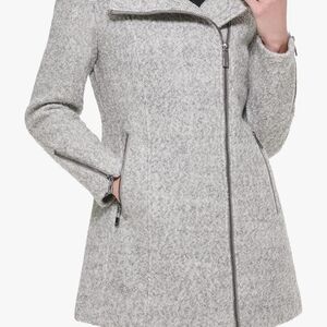 Elegant Women's Light Gray Wool Coat By Calvin Klein!!